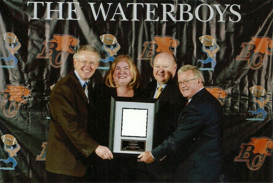 Maureen and the Waterboys with the CFL Commiissioners Award